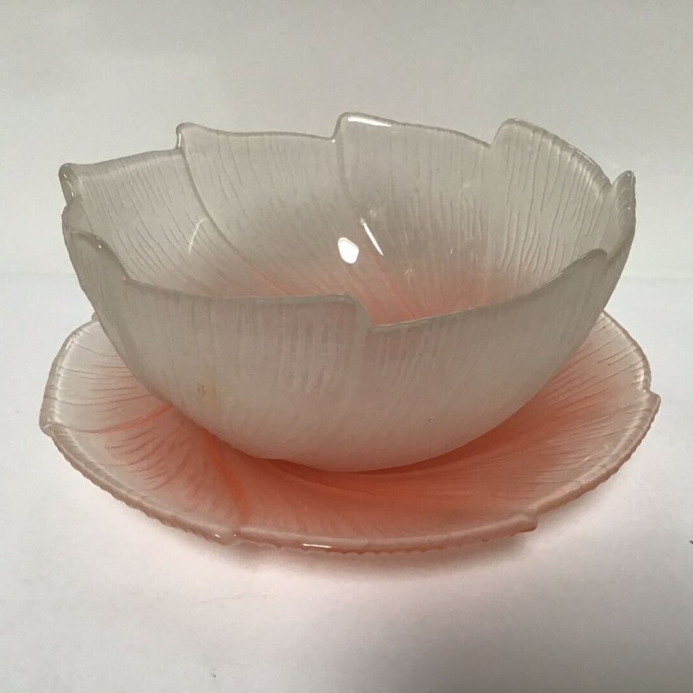Vintage Pink Lotus Identification Art Glass Tea Bowl W/ Saucer